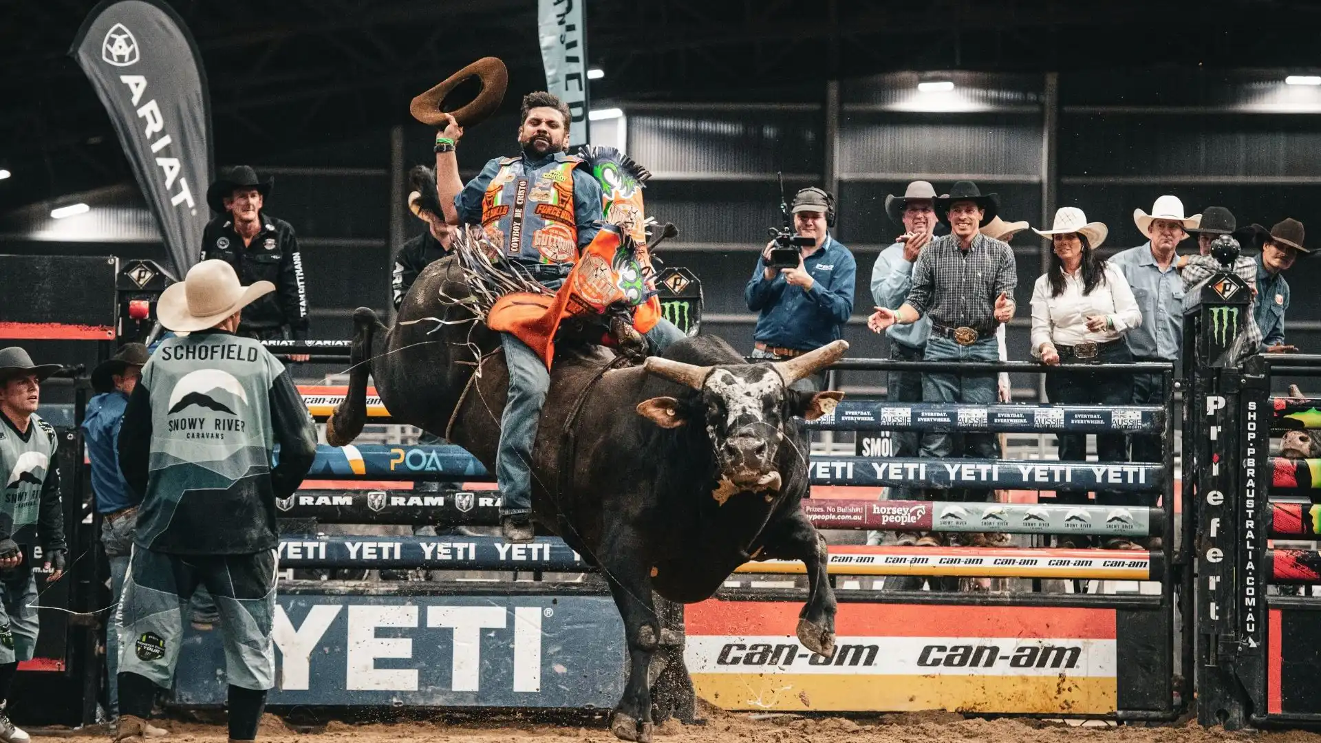 Oliveira and Borghero Split the Spoils in Caboolture